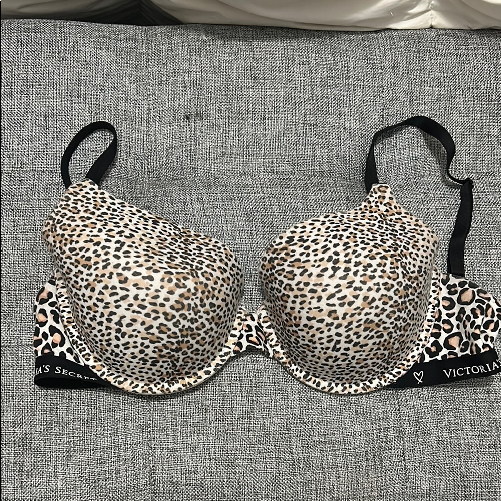 Victoria secret pink 34DD bra cheetah print
